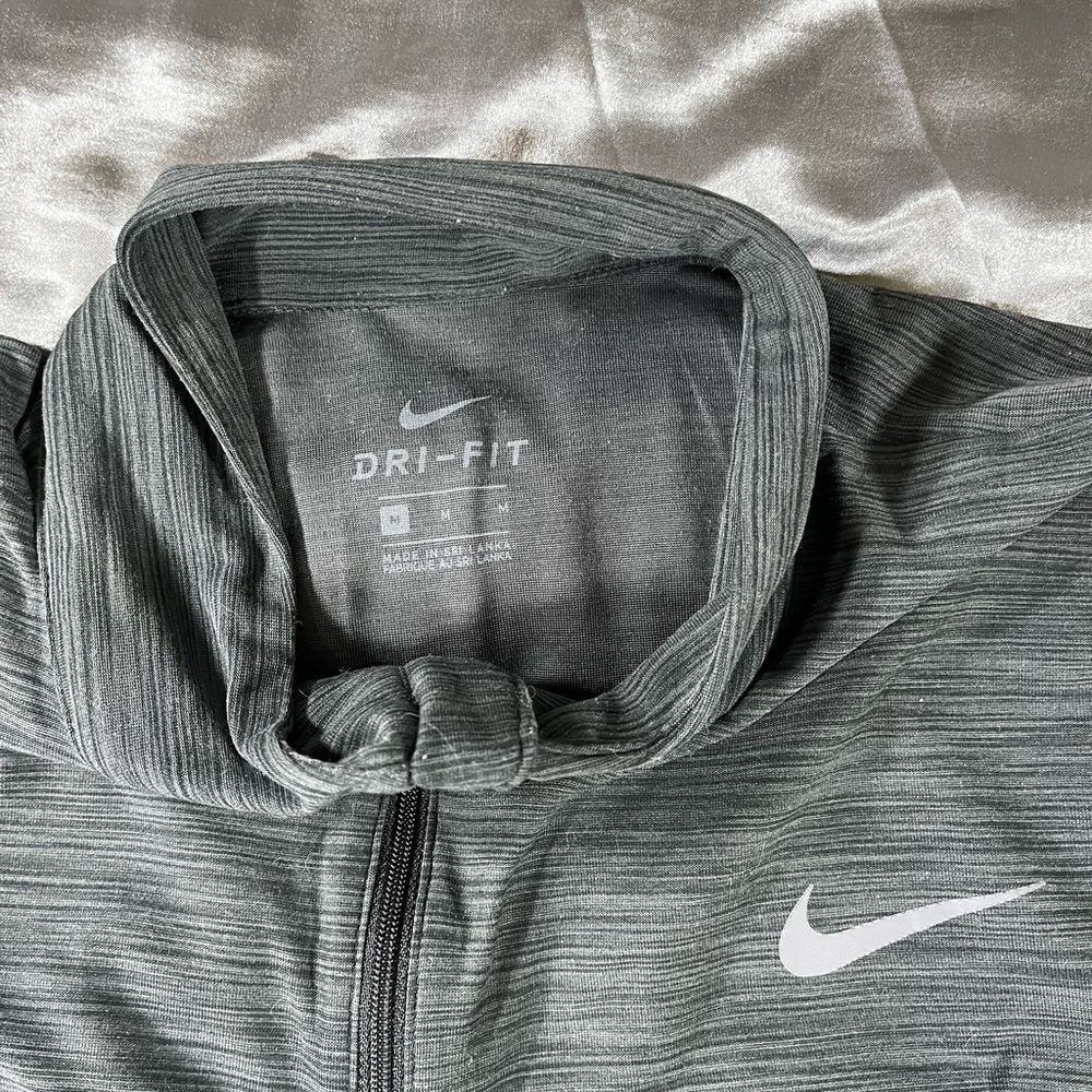 Nike Gray formal athletic coach Long Sleeve Pullover